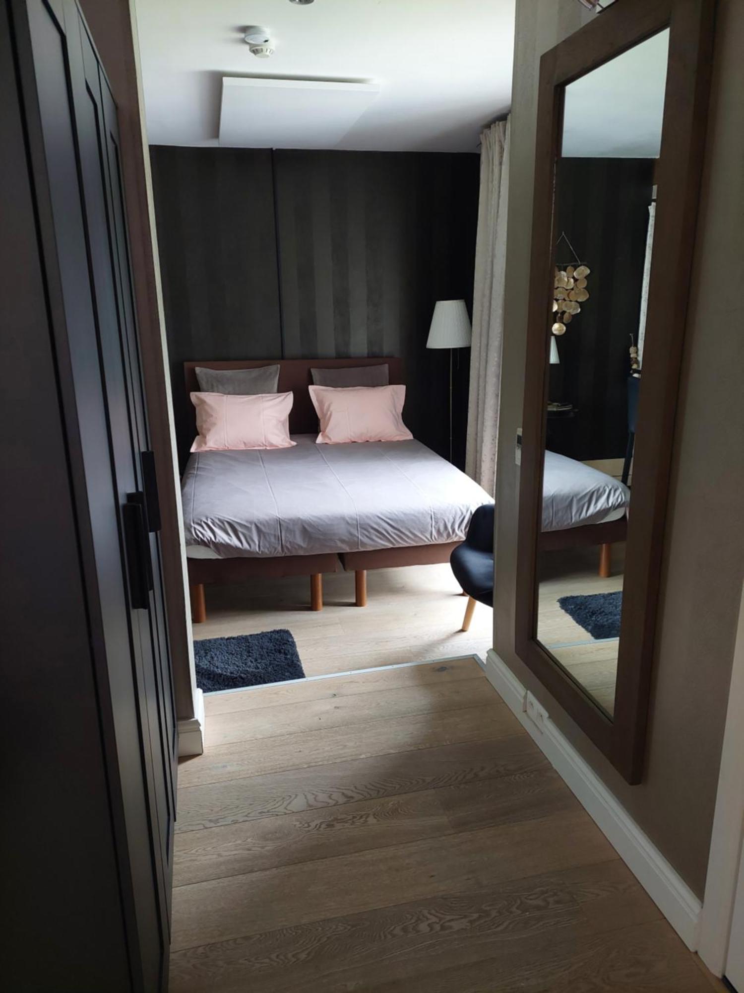 La Chambre Et Le Studio Du Chateau Du Golf De Bernalmont Liège Quarto foto
